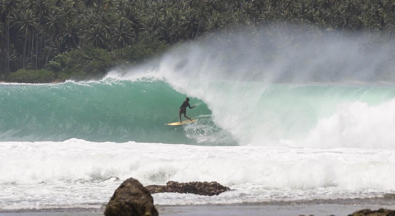 Nias Surf Stay Lagudri Exteriér fotografie